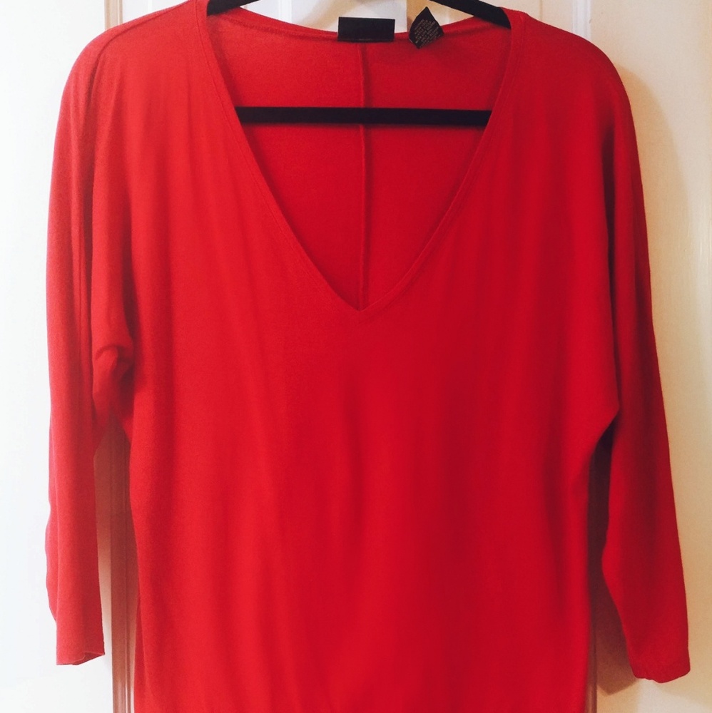 💋 New York & Co. Bright Red V-Neck Shirt 💋